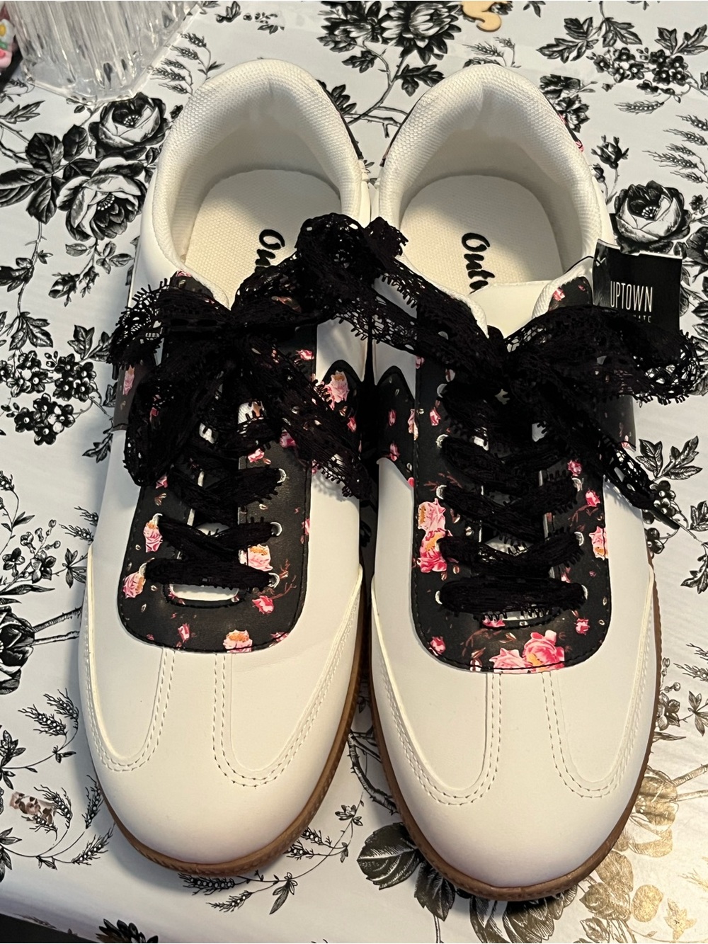 Outwoods White Sneakers with Black Floral Panels and Lace Bows